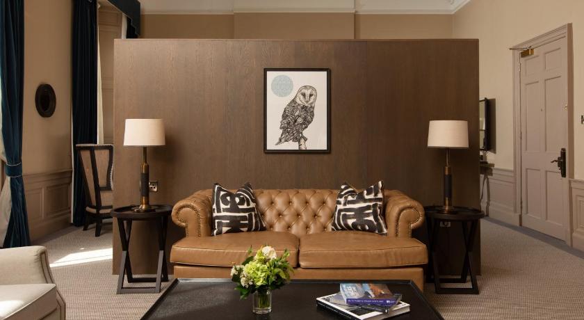Image of 1 Bedroom Suite 7