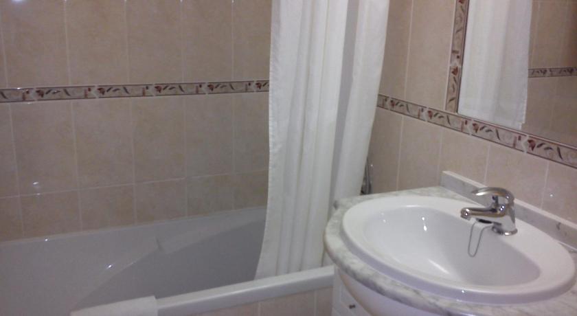 Image of One-Bedroom Apartment 4