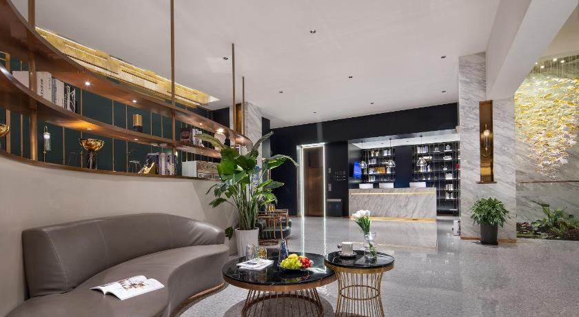 西安 Waya Hotel - Xi'an Jiaotong University Xingqing Campus Xianning Road Metro Station Branch 民宿 泳池