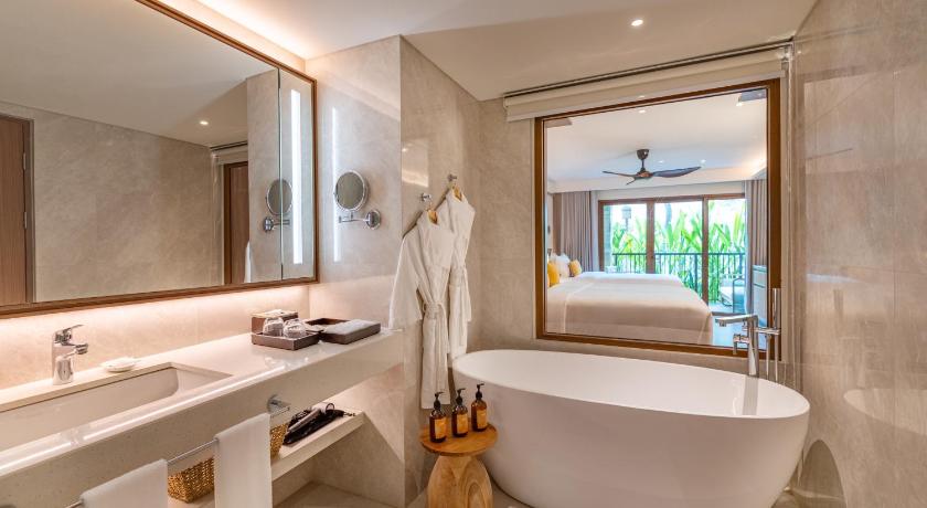 세부 크림슨 리조트 앤 스파 막탄, 세부 (Crimson Resort and Spa Mactan, Cebu) 5성급 호텔 로비