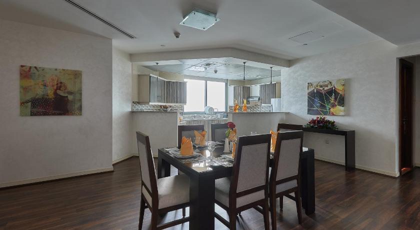 Image of Deluxe Two Bedroom Apartment 11