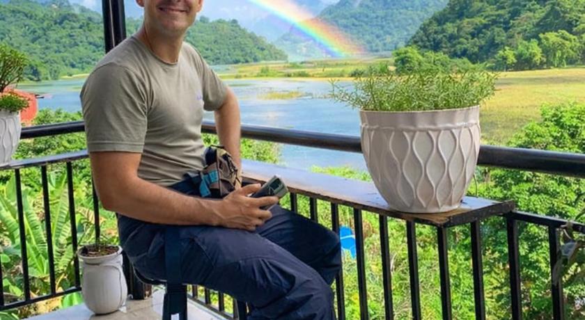 バベ Duy Tuyen Ba Be Homestay 3つ星 ゲストハウス ロビー