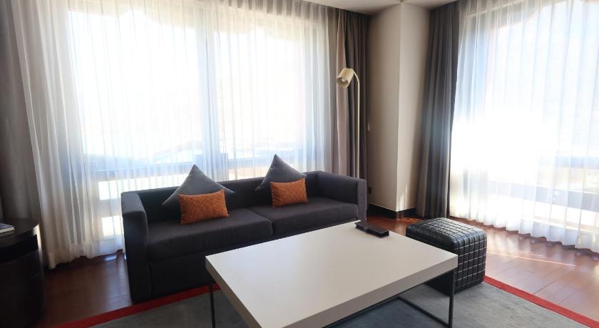 Image of Junior Suite, 1 Bedroom Junior Suite, 1 King 6