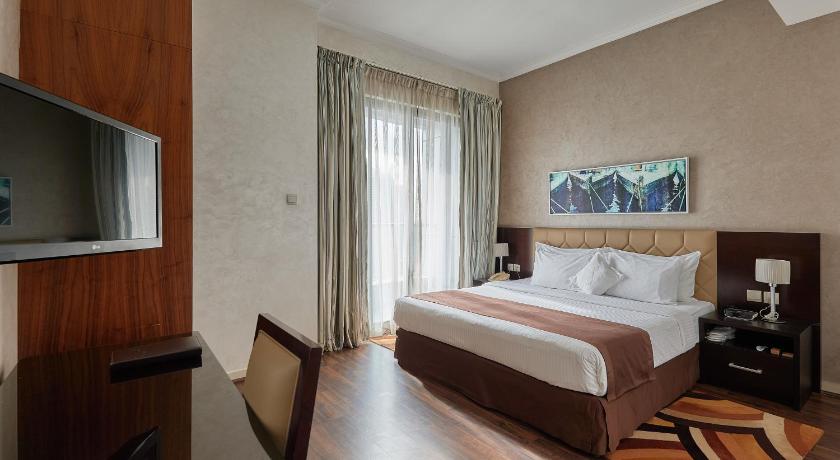 Image of Deluxe Two Bedroom Apartment 4