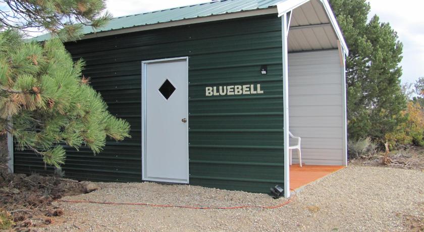 몬티셀로 (UT) Pavilion and Glamping Village, 3 Cabins, Tipi, Wagon, Kitchen 3성급 숙소 외관