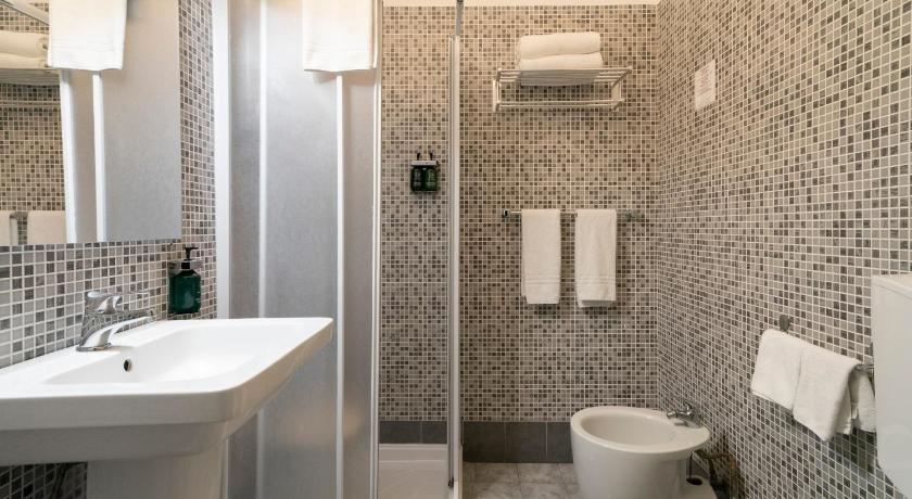 Image of Triple Room 11