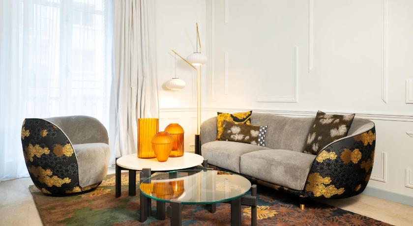 Image of Suite Couture 8