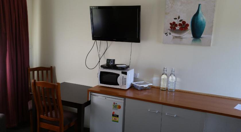 Kaniva Midway Motel photo