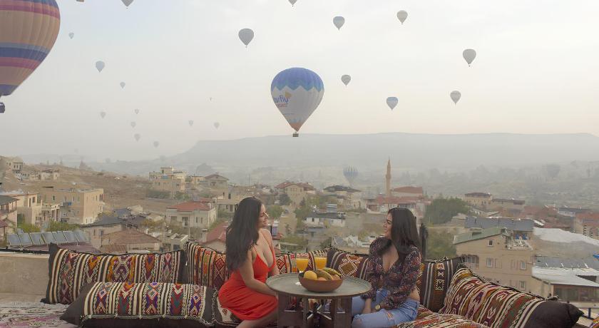 Alia Cave Hotel