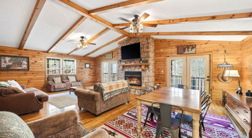 Wears Valley Serene Mountain Cabin Hot Tub 2Fireplace Grill 4-Star Accommodation suite
