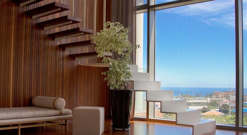 Image of Hill Suite 11