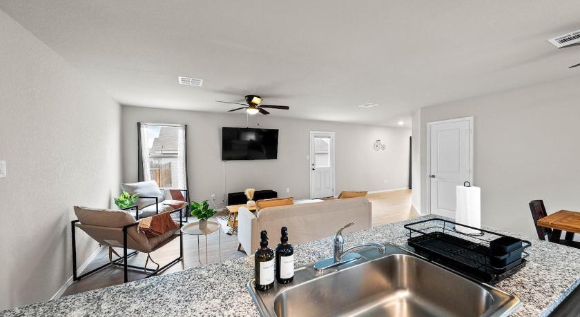 サンアントニオ NEW BUILD! 3BR - Near Lackland & Seaworld 4つ星 宿泊施設 外観