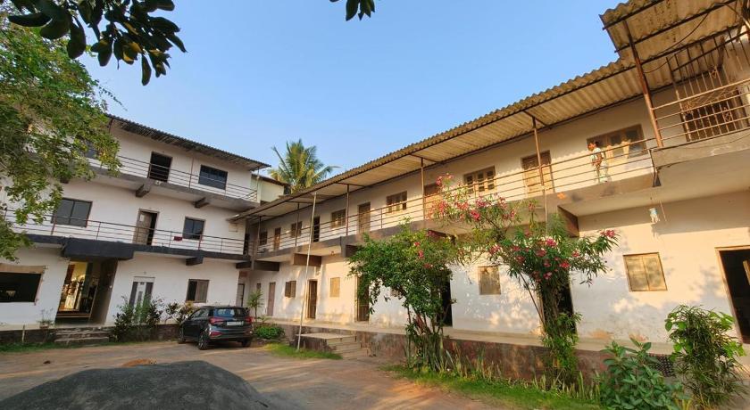 Rutu Enclave Backpackers Dorm