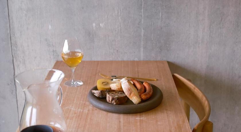 沖縄本島 momo 4つ星 シングルルーム 外観