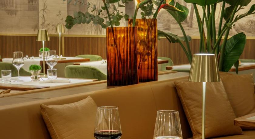 ローマ Hotel Imperiale by OMNIA hotels 4つ星 ホテル ロビー