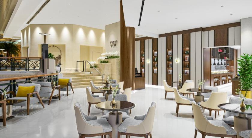 Grand Hyatt Dubai - image 13