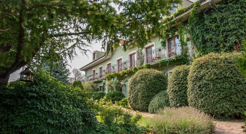 皮耶什佳尼 Penzion Tematin 3星级 酒店 餐厅