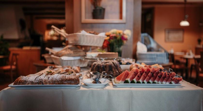 皮耶什佳尼 Penzion Tematin 3星级 酒店 客房