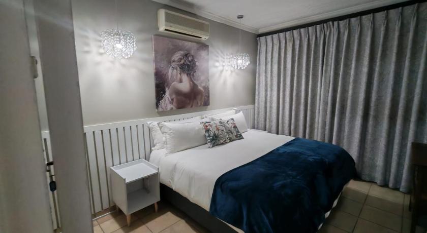 Flat 1