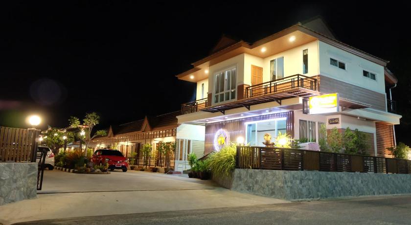 Exterior view, Baan Por Pla Resort in Prachuap Khiri Khan