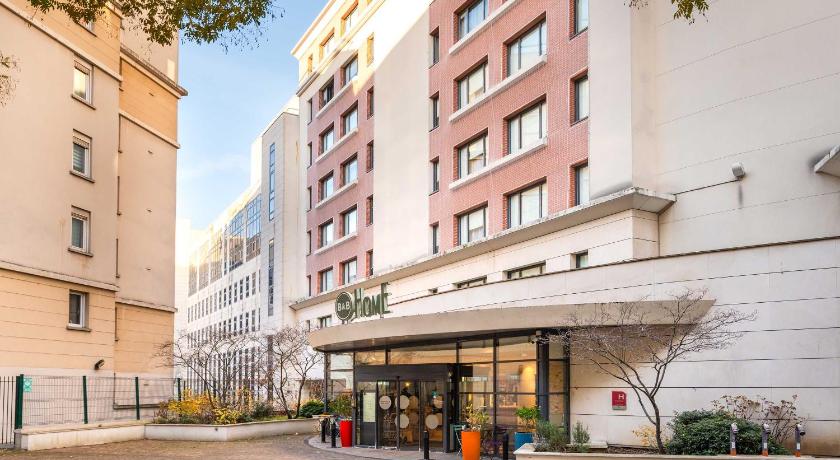 吕埃尔-马尔迈松 B&B HOME Rueil-Malmaison Gare 4星级 酒店 套房