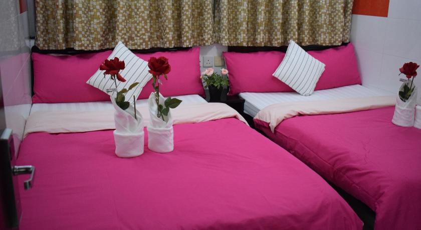 Image of Triple Room with View 8