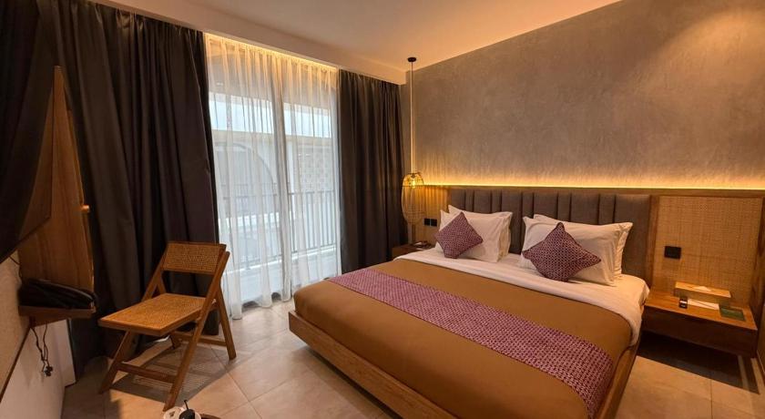 巴厘 Suites5 Hotel 3星级 酒店 大堂