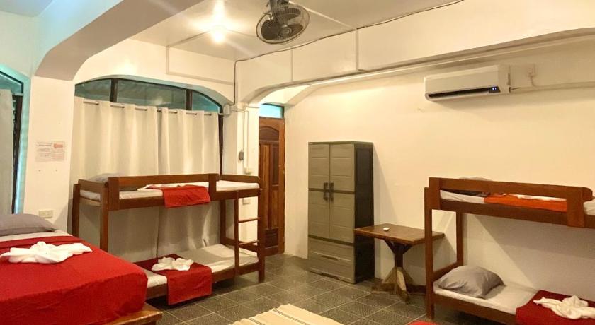 Image of Family Room 0