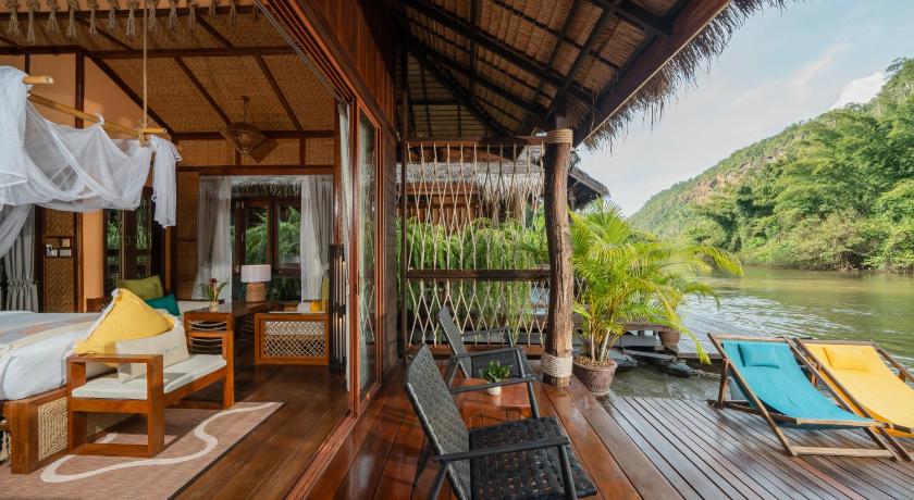 Image of Floating Villa with Breakfast 10