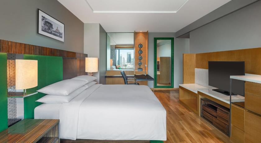 Image of Studio Suite, 1 Bedroom Suite, 1 King 7
