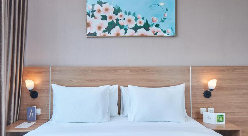 Image of Family Suite 8