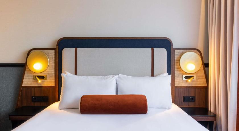 Image of Classic Room with 1 Double Bed 7