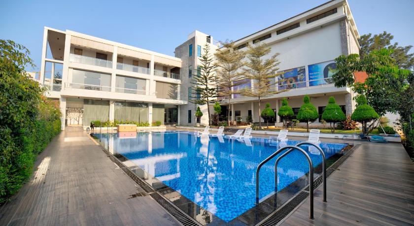 VRR HOTELS AND CONVENTION CENTRE BENGALURU - image 10