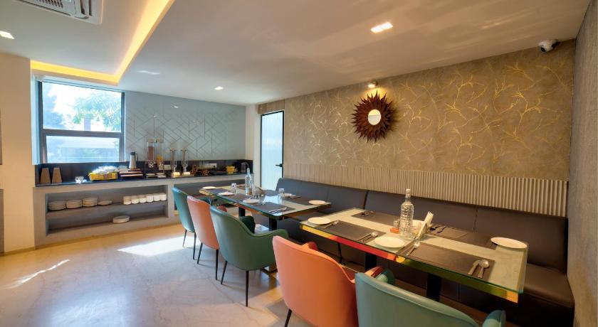 VRR HOTELS AND CONVENTION CENTRE BENGALURU - image 46
