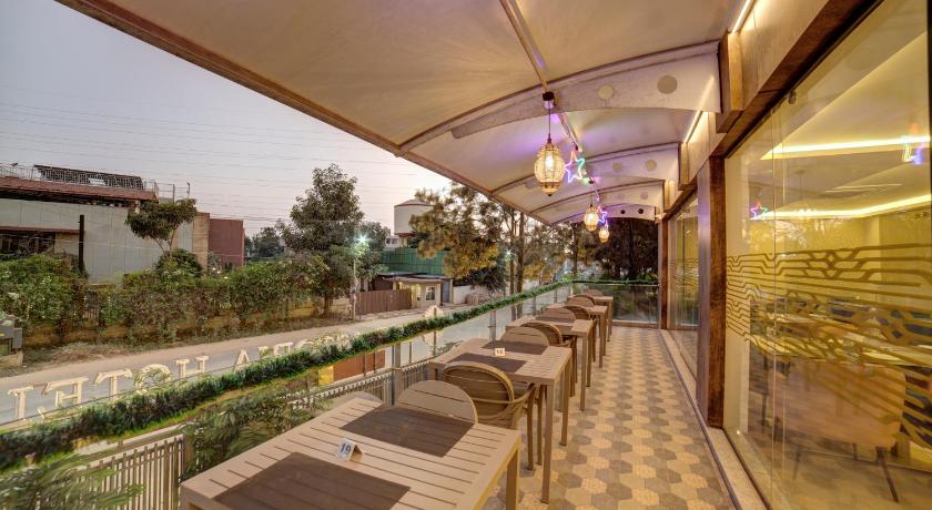 VRR HOTELS AND CONVENTION CENTRE BENGALURU - image 6
