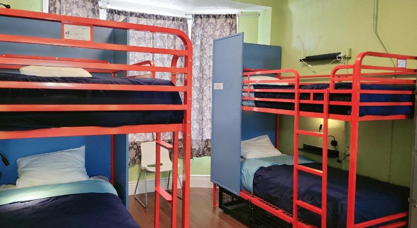 Imagen de Cama individual en habitación compartida femenina con baño compartido (Single Bed in Female Dormitory Room - Shared Bathroom) 5