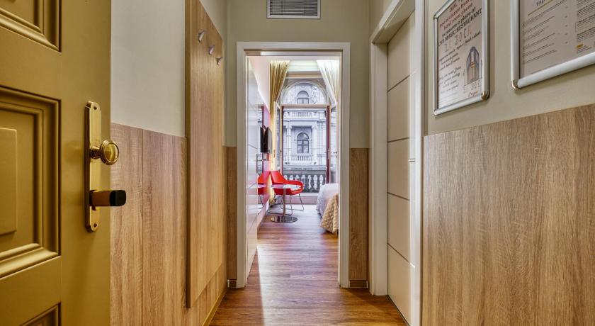 Komfort szoba kétszemélyes ággyal - erkéllyel (Comfort Double Room with Balcony) fotója 4