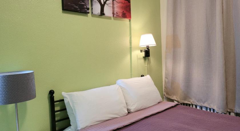 Imagen de Habitación doble con baño privado (Double Room with Private Bathroom) 3