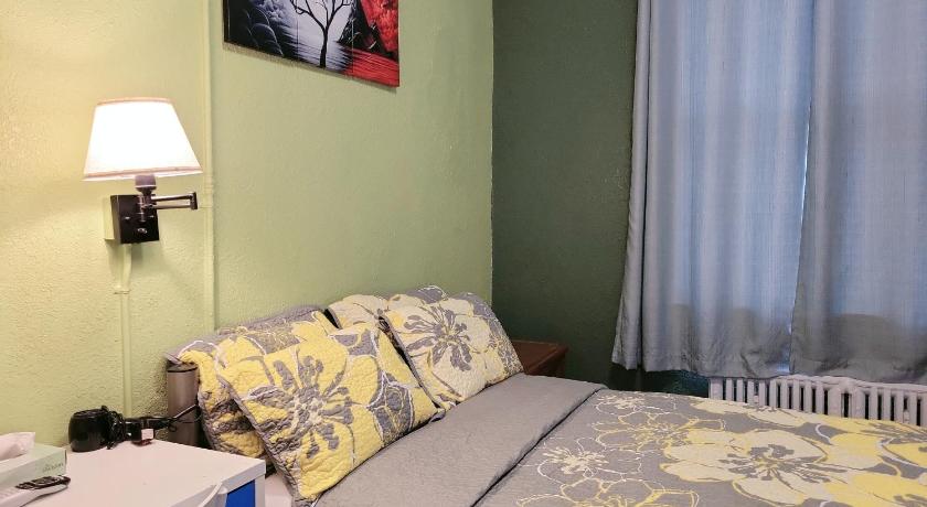 Imagen de Habitación doble con baño privado (Double Room with Private Bathroom) 9