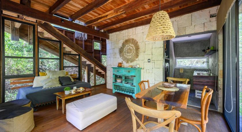 Image of Five-Bedroom House 6