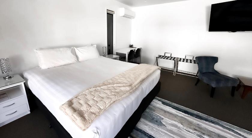 Image of Two-Bedroom Suite 0