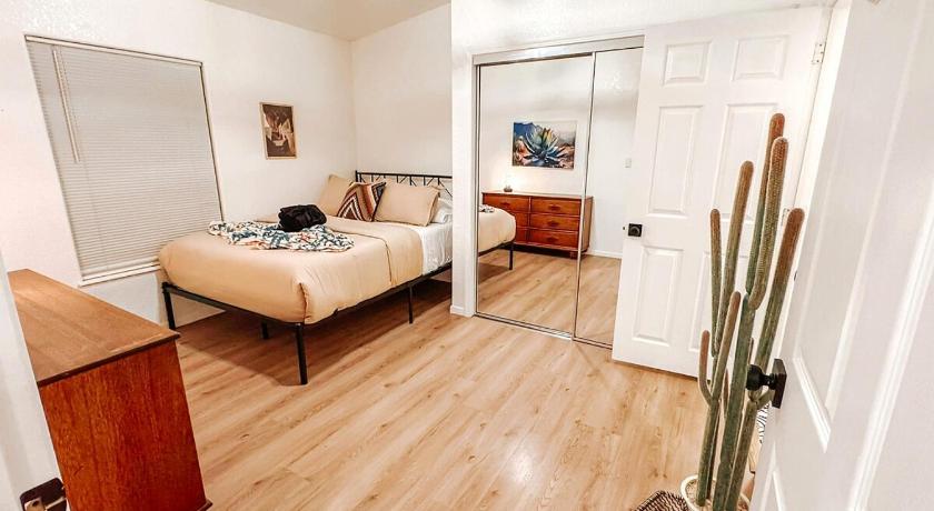 코튼우드 (AZ) 8BR 5BA, sleeps 20, 15 min to Sedona, walk to trails! 4성급 숙소 전망
