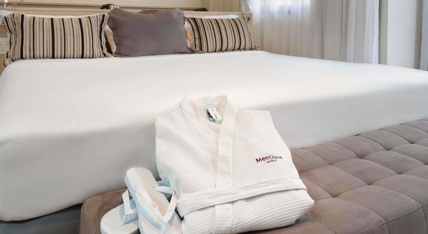 Image of Standard Twin Beds 13