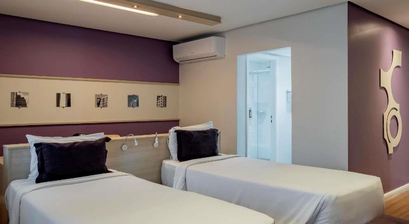 Image of Standard Twin Beds 11