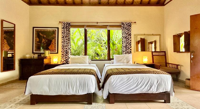 Image of Villa with Ocean View 4
