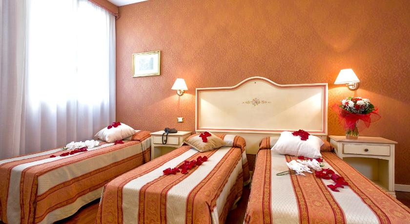 Image of Triple Room 3