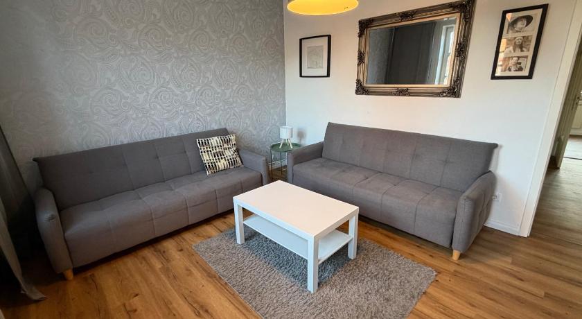 Image of Apartment 9