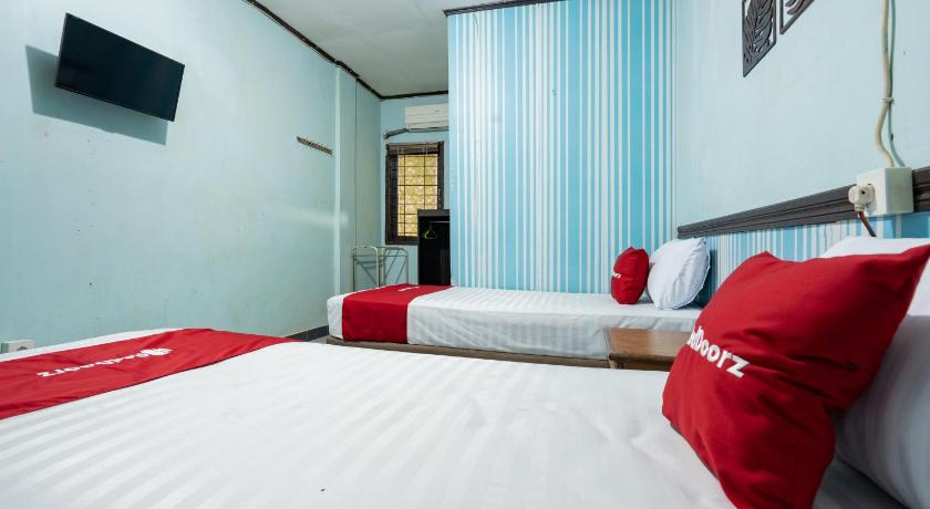 RedDoorz Syariah near Pasar Pagi Samarinda – Samarinda, ID