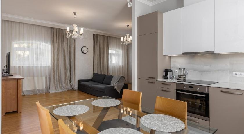 City heart, space, loft view, free parking