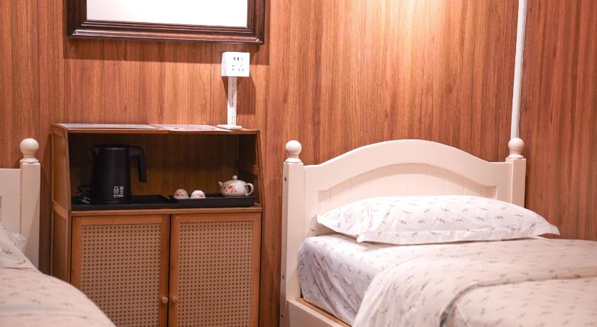 Image of Twin Room with Terrace 1